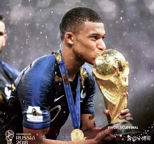 马卡:姆巴佩将作为皇马球员亮相 很可能在6月6日